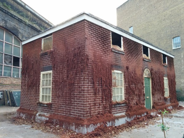 melting-house-Alex-Chinneck